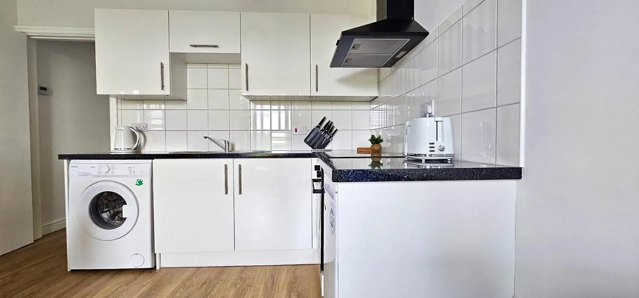 Harlequin Apartments By Switchback Stays 카디프